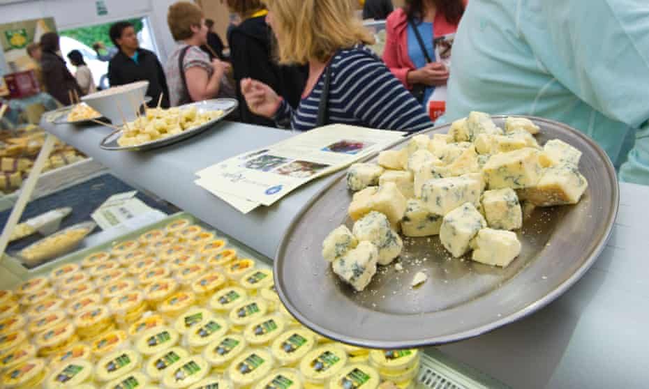 Plate of cheese samples on counter at The Great British Cheese Festival Cardiff South Wales UK<br>Plate of cheese samples on counter at The Great British Cheese Festival Cardiff South Wales UK