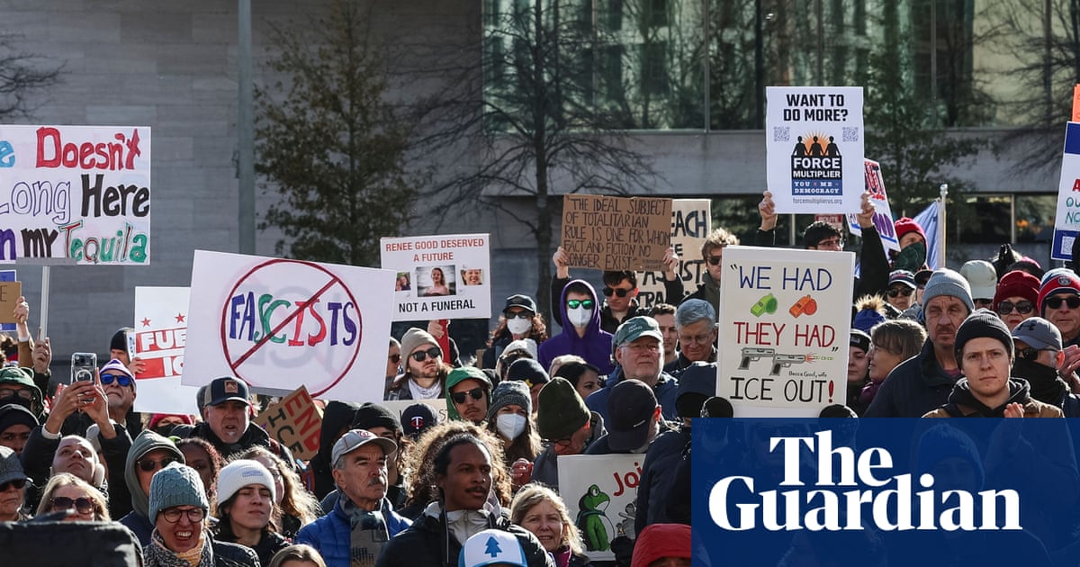 Thousands protest in Minneapolis over fatal ICE shooting – video