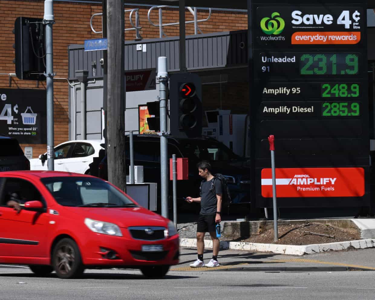 Foreign gas firms profit, pay no tax