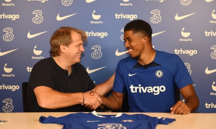 Chelsea chairman Todd Boehly welcomes Wesley Fofana after his transfer from Leicester City in August 2022.