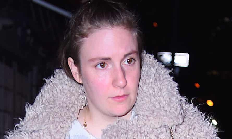 lena dunham apologises for photoshop