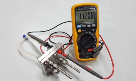 The RMIT-developed proton battery connected to a voltmeter