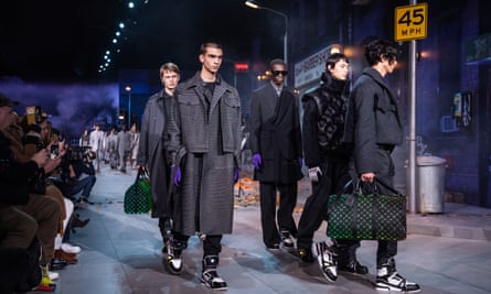 NEW Louis Vuitton Fashion Hoodies For Men-4