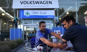 Greenpeace air pollution campaigners and medical professionals have blocked Volkswagen staff from entering the company’s head office in Milton Keynes.