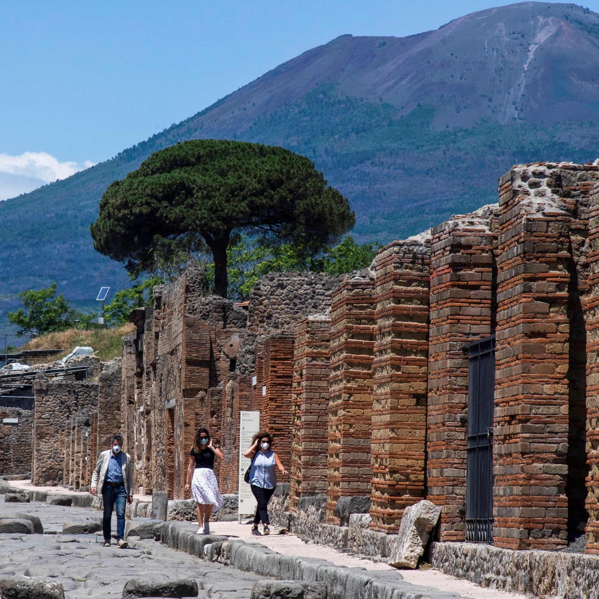 Tourist Returns Stolen Artefacts From Pompeii After Suffering Curse Italy The Guardian Tourist Returns Stolen Artefacts From Pompeii After Suffering Curse Italy The Guardian