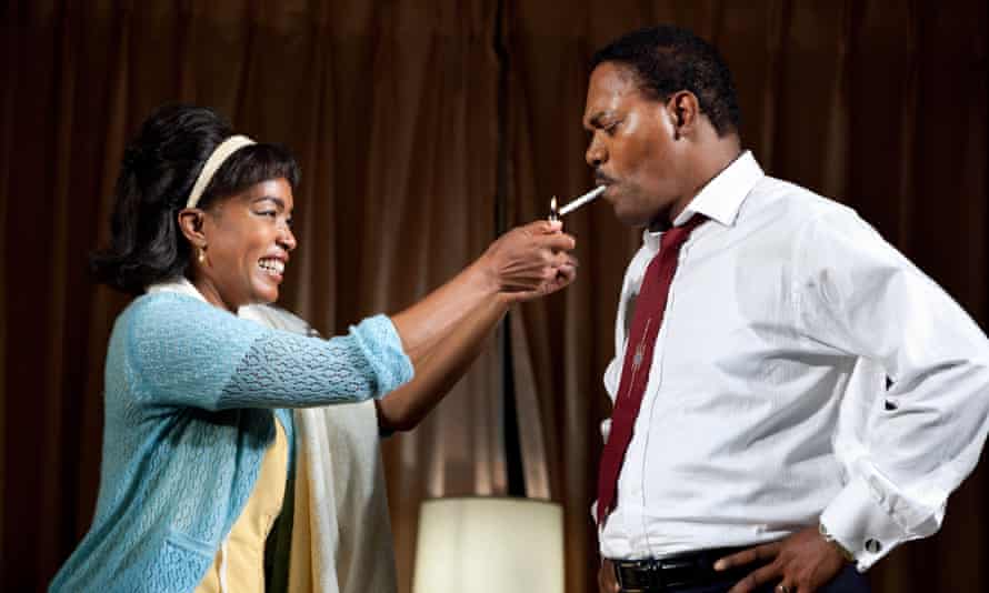 Alturas vertiginosas ... Angela Bassett y Samuel L Jackson en The Mountaintop ..