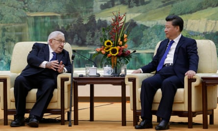 Kissinger (left) with the Chinese president, Xi Jinping, in Beijing in 2015.