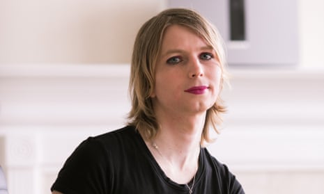 Chelsea Manning will be allowed by New Zealand to apply for a speaking tour visa but awaits a visa from Australia