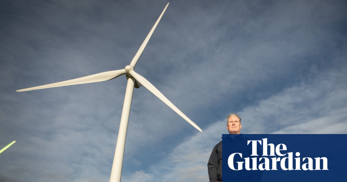 Starmer may drop key green pledge in effort to keep energy bills down