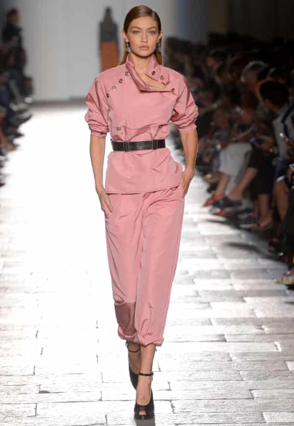 Jackie Kennedy S Pink Wool Suit And The Dark Side Of First Lady