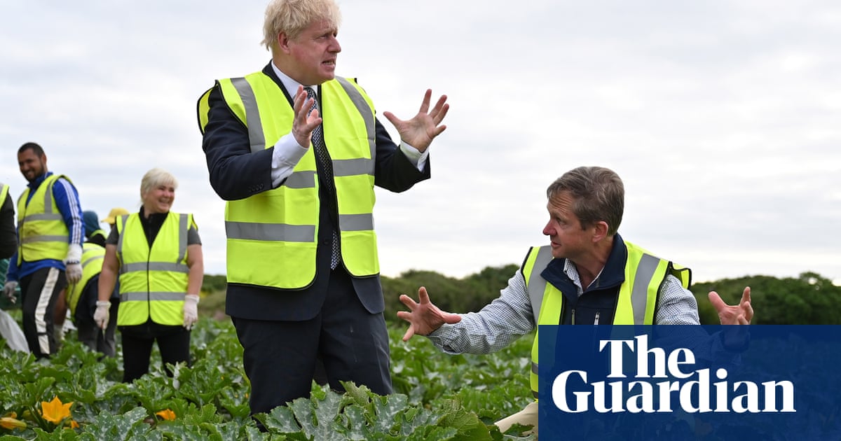 Boris Johnson took official jet home from weekend with family in Cornwall