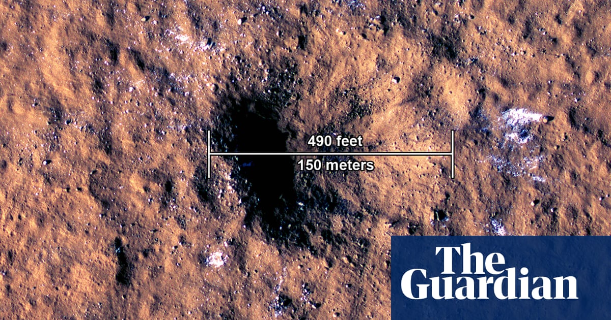 Mars spacecraft record meteor strikes that made craters hundreds of feet wide
