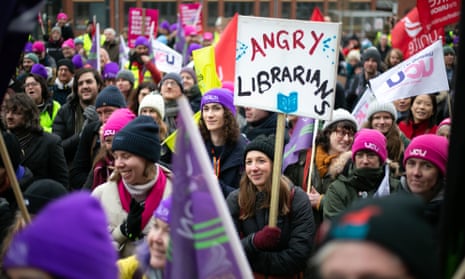 University and College Union (UCU) members take part in a ‘march for higher education’ in Leeds.