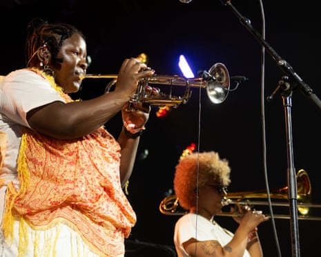Koko Roco Band Kokoroko: Tuff Times Never Last review – ruminative jazz outfit get ...
