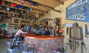 Wally Lange chats with a customer at Tankwa Padstal.