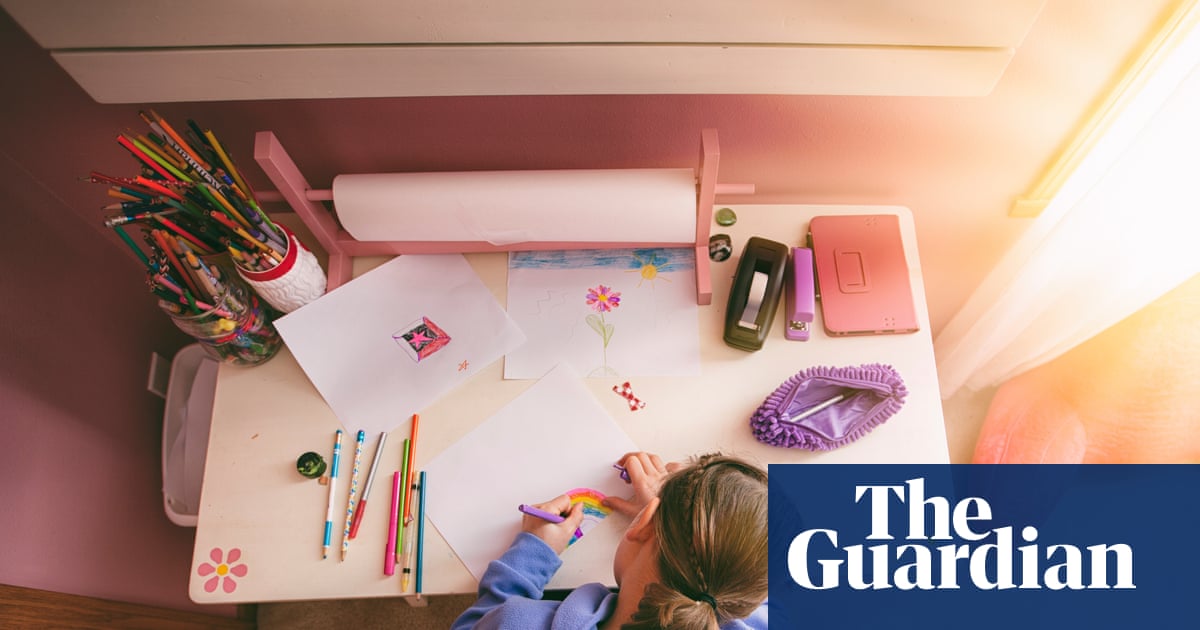 Prozac 'no better than placebo' for treating children with depression, experts say | Depression | The Guardian Prozac 'no better than placebo' for treating children with depression, experts say | Depression | The Guardian