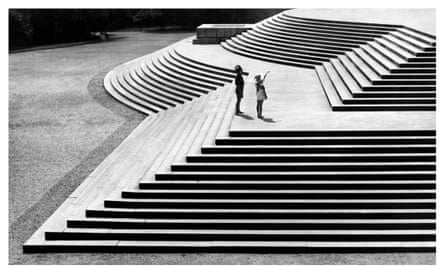 An image entitled Parallels and diagonals