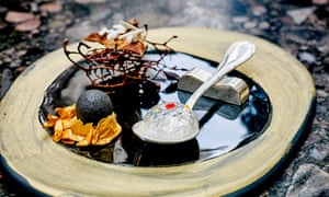 Le Cinq, Paris: restaurant review | The Guardian