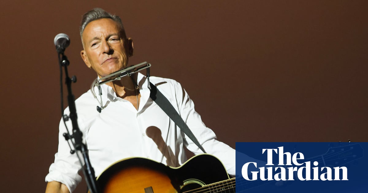 Bruce Springsteen, apparently now the unofficial Inspector General of State Terror, performs while King Trump’s private ICE army does its best Gestapo impression offstage.