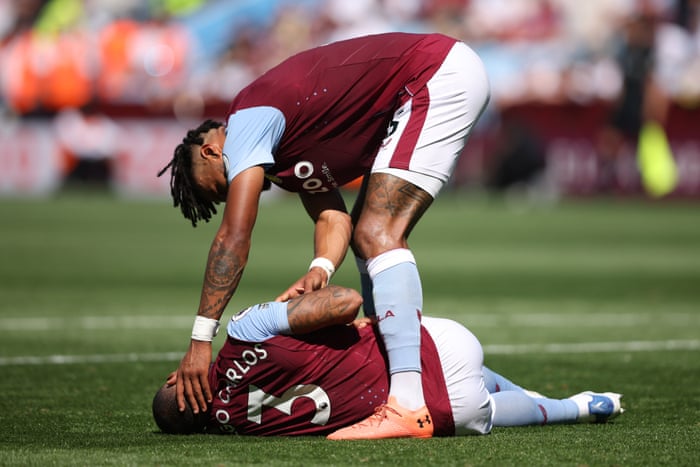 Diego Carlos and Tyrone Mings