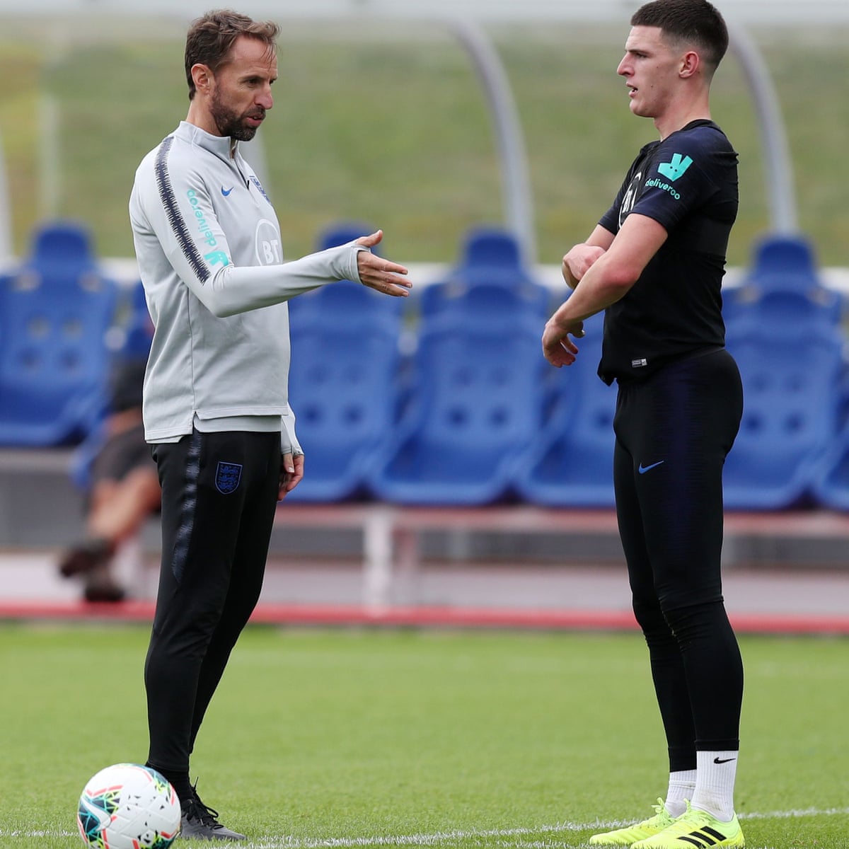 Southgate Offers Declan Rice Support Over Social Media Threats And Abuse England The Guardian