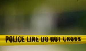 tennessee shooting dead say child three officers injured leaves aug