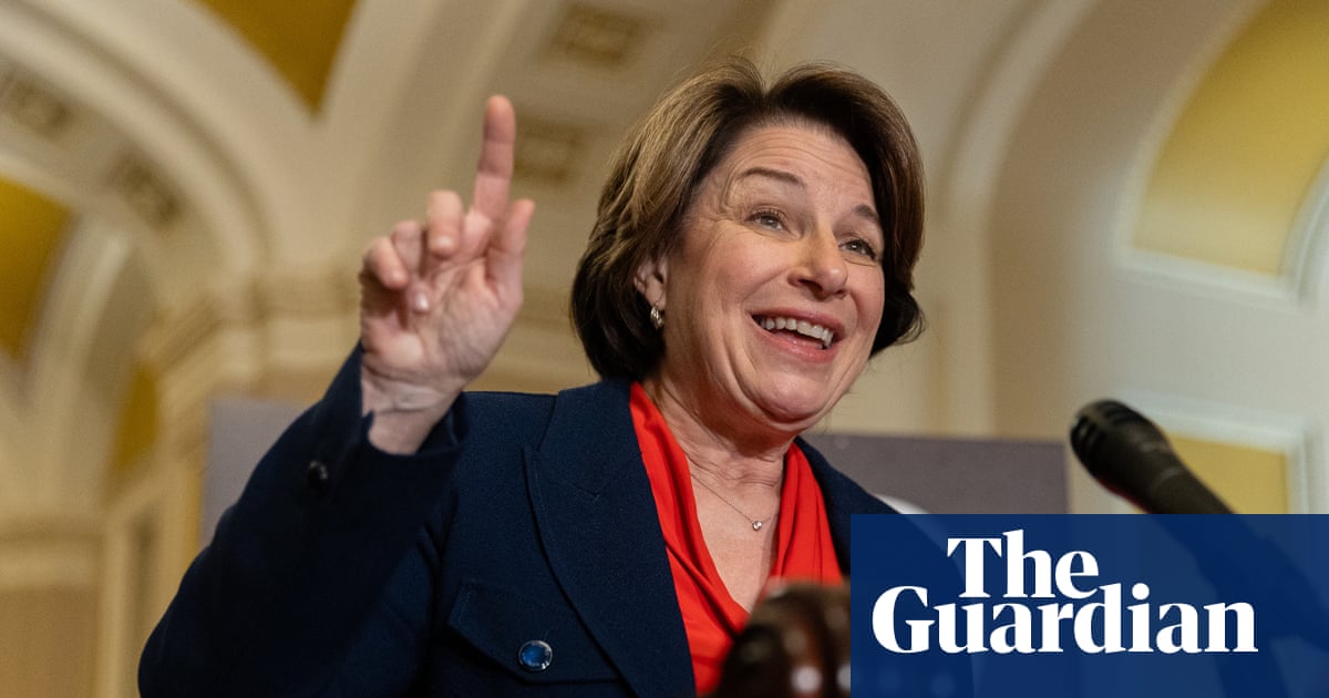 Democratic senator Amy Klobuchar announces run for Minnesota governor
