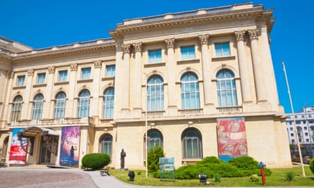 museum exterior in sunshine