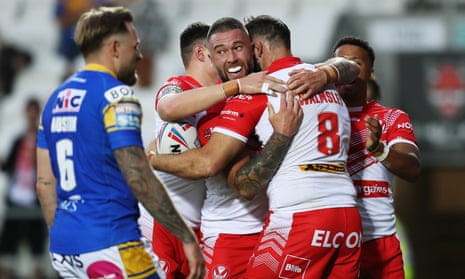 Alex Walmsley celebrates scoring St Helens’ second try during their win over Leeds