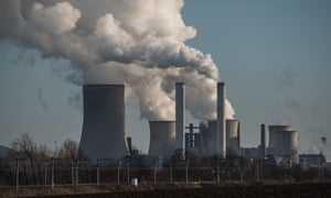 CO2 emissions from power plant