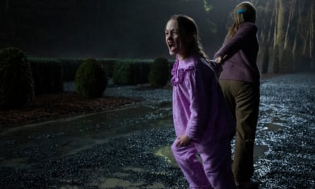 The Haunting Of Bly Manor Review Horror With A Chilling Lack Of Shocks Television The Guardian