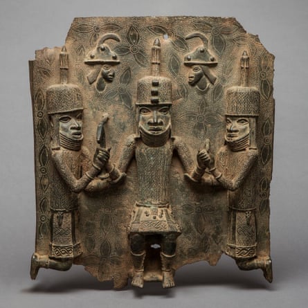 Relief plaque: King with two dignitaries