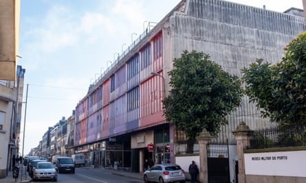 The Centro Comercial Stop music studio complex on Rua do Heroísmo, Porto.