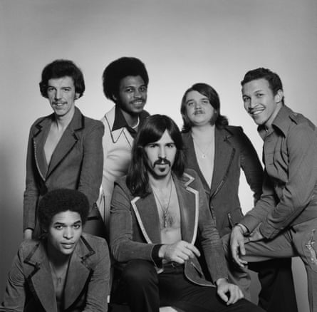 Rod Temperton and his disco band Heatwave, February 1976. Left to right: guitarist Eric Johns (front), keyboard player Rod Temperton, singer Keith Wilder, bassist Mario Mantese, drummer Ernest ‘Bilbo’ Berger and singer Johnnie Wilder Jr (1949–2006).