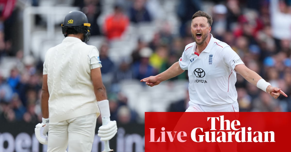 England v New Zealand: first men’s cricket Test, day three – live