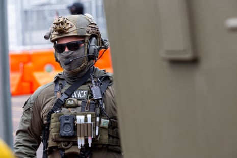 a masked federal agent