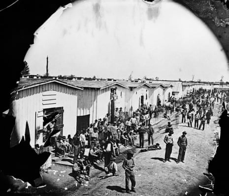 Confederate prisoners during the American civil war