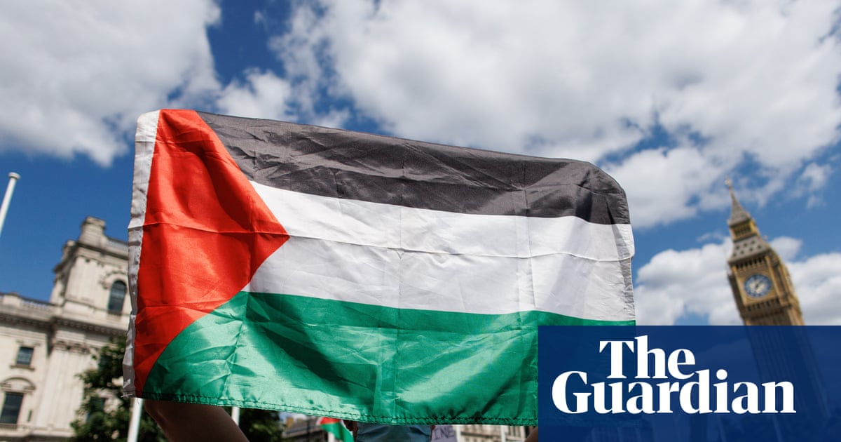 Starmer urges pro-Palestine protesters to respect the grief of British Jews'