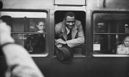 Robeson at Waterloo Station in London in 1935.
