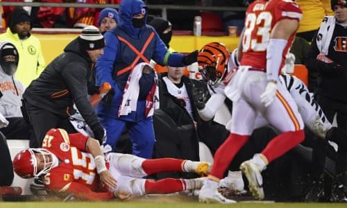 Bengals roar back from 18 points down to stun Chiefs and reach