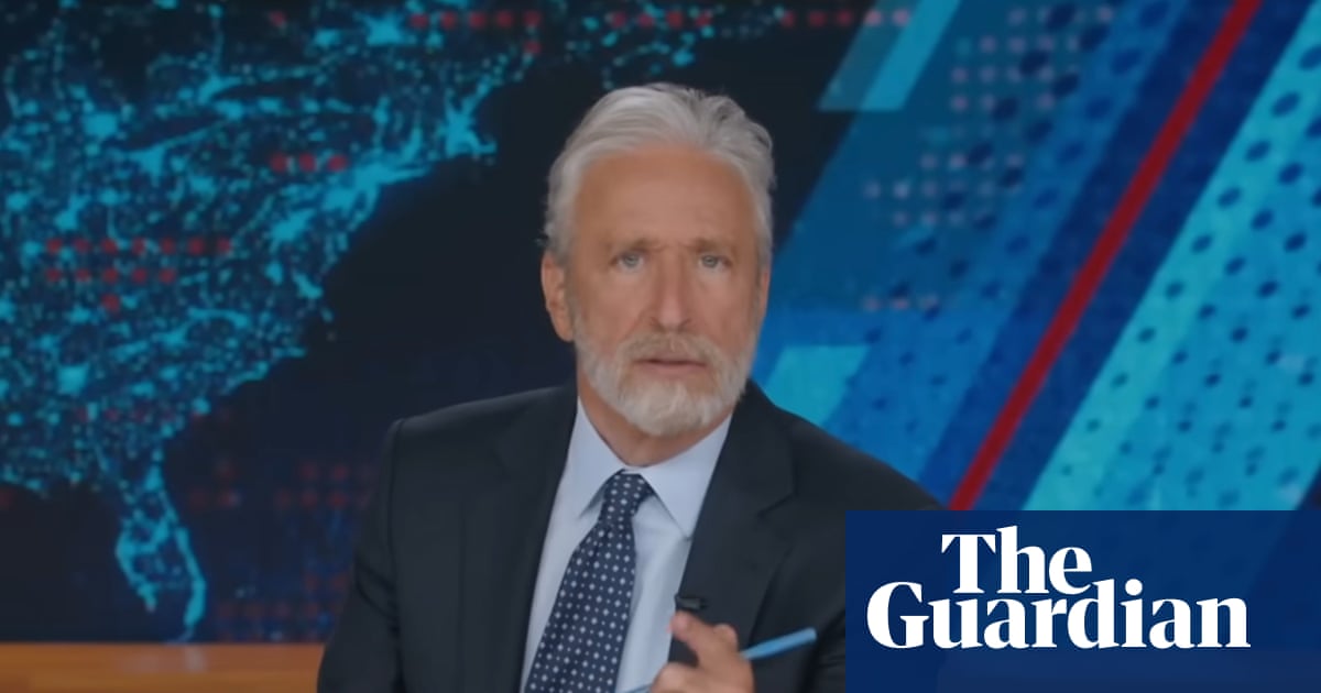 جون ستيوارت عن عشاء مراسلي البيت الأبيض: “لا يمكننا حتى تنظيم عشاء لم يكن ينبغي أن يوجد في المقام الأول” جون ستيوارت عن عشاء مراسلي البيت الأبيض: “لا يمكننا حتى تنظيم عشاء لم يكن ينبغي أن يوجد في المقام الأول”