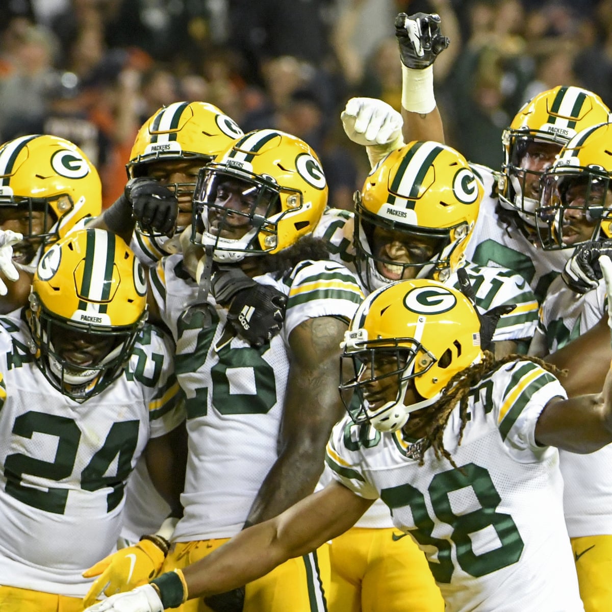 Green Bay Packers Smother Chicago Bears To Take Victory In Nfl Season Opener Nfl The Guardian