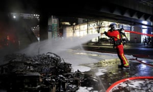 Gare De Lyon In Paris Evacuated After Fire Outside Station World News The Guardian