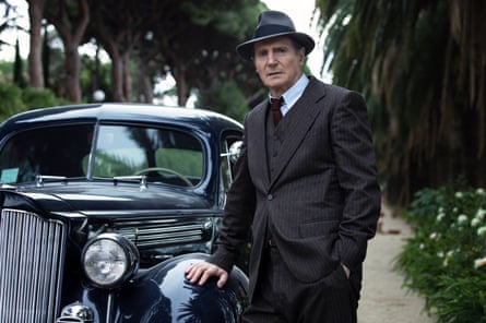 Liam Neeson in Marlowe.