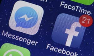 Facebook icon on mobile