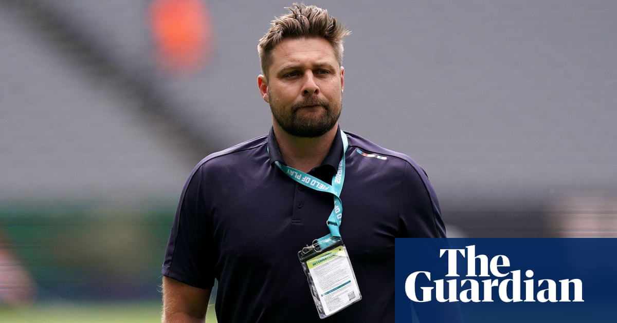Luke Wright to leave role as England cricket selector amid Ashes fallout