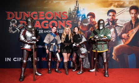 Sarah Roza assiste à une avant-première spéciale de Donjons & Dragons : Honneur parmi les voleurs au Hoyts Melbourne Central le 19 mars 2023 à Melbourne, Australie.