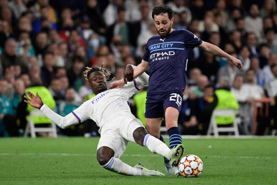 Eduardo Camavinga  Bernardo Silva ͧԵҧͺͧ Champions League ͺͧȷ Bernabéu