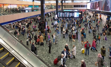 Euston passengers must wait on the concourse until the platform of their train is indicated; when there are delays, crowds build up.
