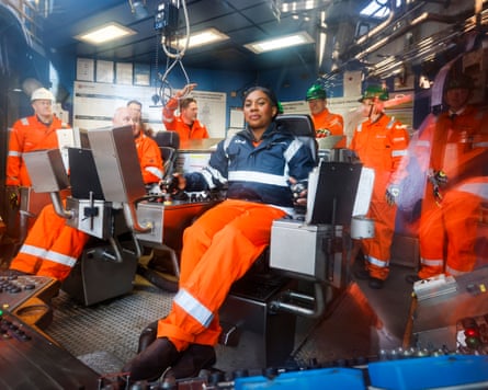 Coalition of countries discuss ‘every possible measure’ to pressure Iran into reopening strait of Hormuz